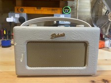 ROBERTS RD60 DAB/FM radio in cream and in full working order [please see video]
