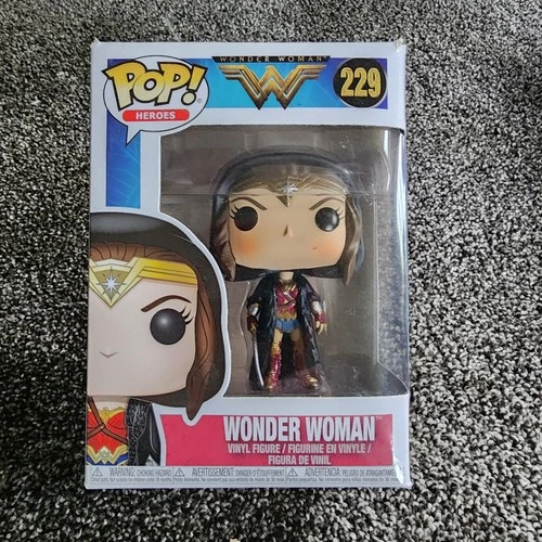 New Funko Pop! Vinyl: DC Universe - Wonder Woman (w/ Cloak) #229