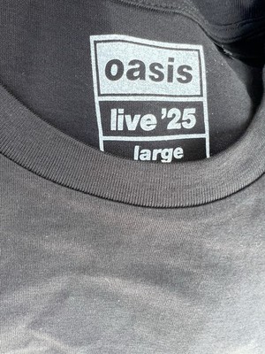 OASIS LIVE 25 SHIRT LARGE 9/1/2025 METLIFE STADIUM EAST RUTHERFORD