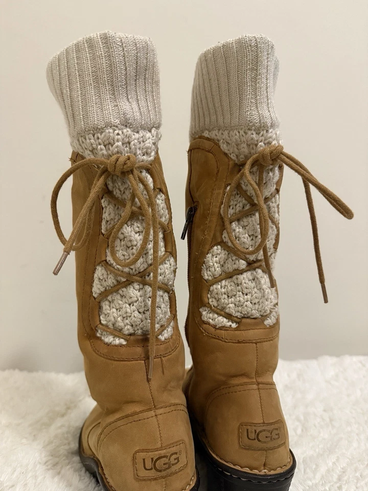 UGG Australia 1936 Skylair 及膝栗色楔形拉链靴 7 码/白色 — 第 4/4 张图片