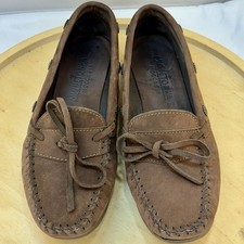 Minnetonka Brown Suede Moccasin Slip on Loafers