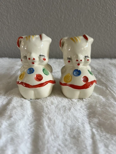 Vintage Shawnee American Pottery Pig Salt & Pepper Shakers