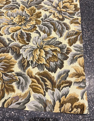 Mid 20th Cent. European Floral Painting on Paper for textile development #FR12 - Picture 3 of 5