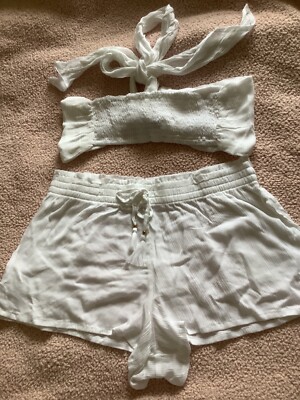 MATALAN -White Crinkle Effect Shorts & Matching Tie up Bandeau Top Size Med-BNWT