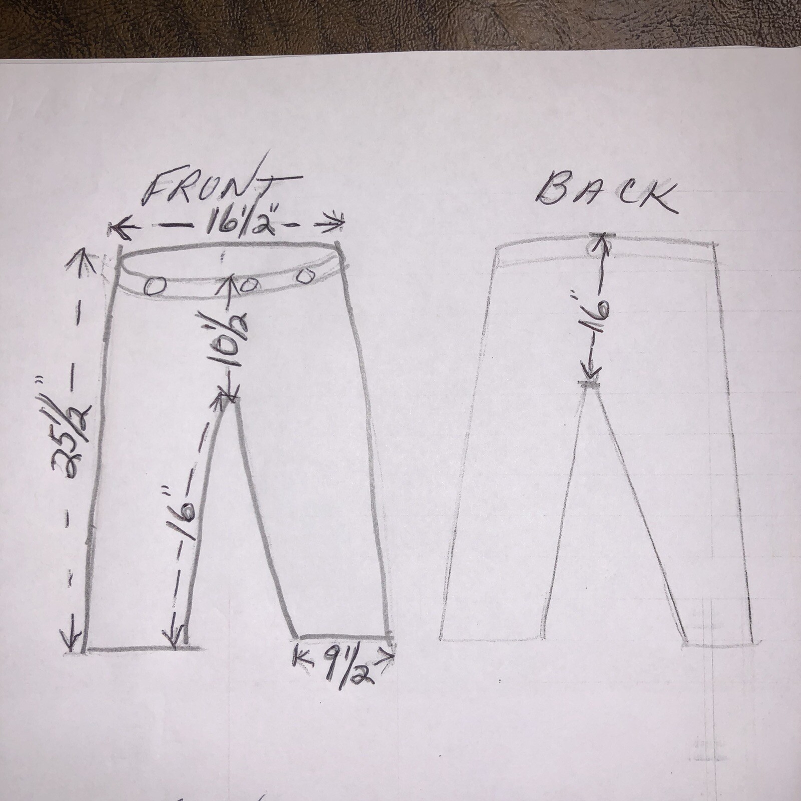 10 Macy’s SKIMMER SHORTS Bermuda Capri WHITE w Silver… Gem