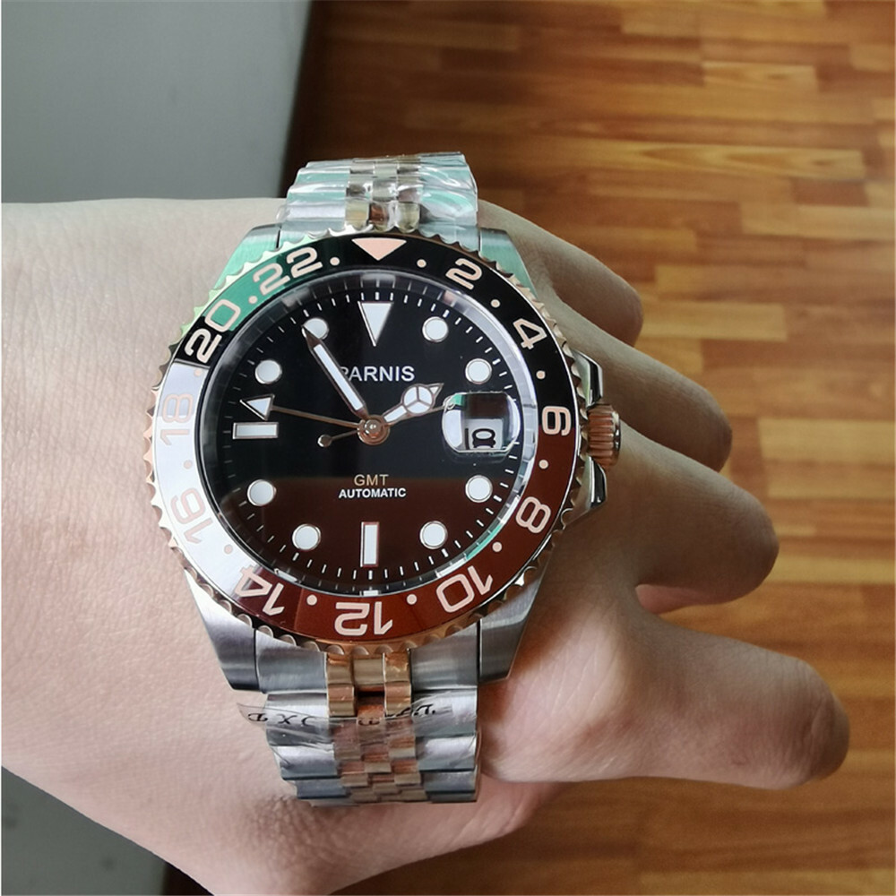 Foto 19 di 38