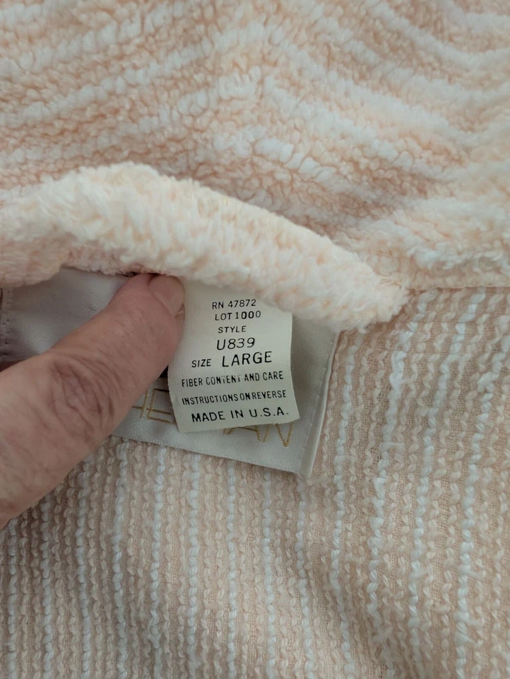 Bata grande para mujer Stan Herman de colección con cinturón mezcla de algodón tela de felpa spa de lujo Foto 4 de 4