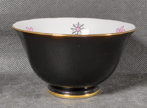 Vintage Royal Chelsea "GINGHAM" 15 Piece Tea/Coffee Set - Black, White and Pink - Picture 7 of 21