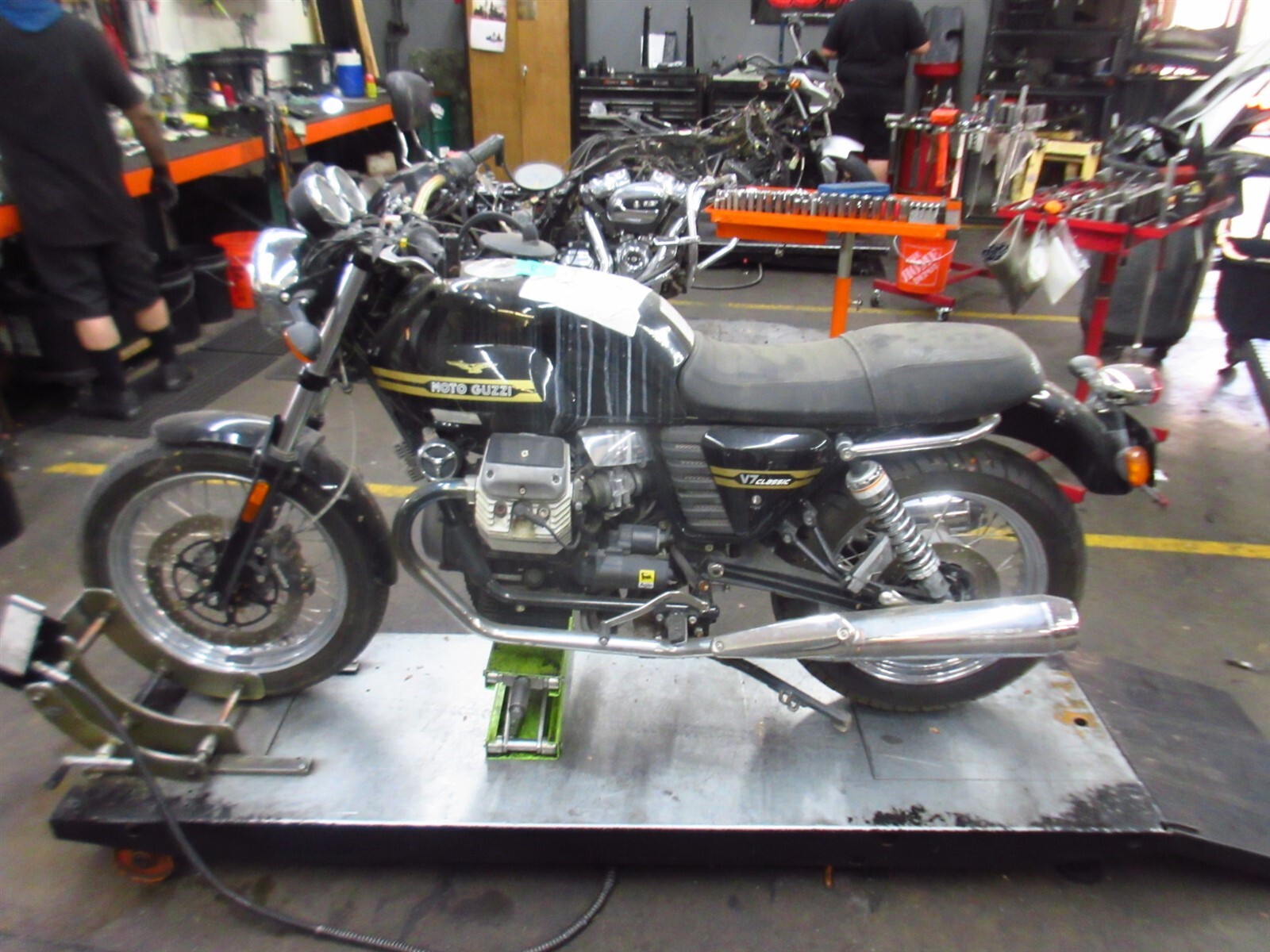 2011 08-13 Moto Guzzi V7 LL Stone Left Right Exhaust Muffler Pipe Silencer Pair