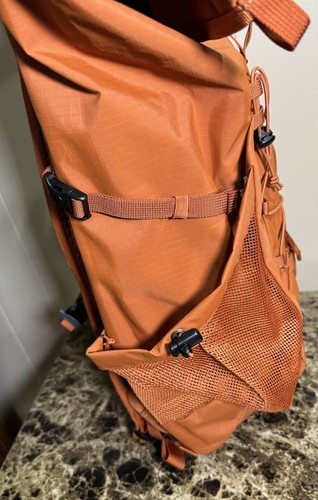 Fjallraven Abisko Hike 25 Foldsack Backpack Terracotta NWOT $135 - Picture 5 of 13