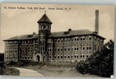 38184685 - New York City Staten Island St. Francis College Todt Hill Road