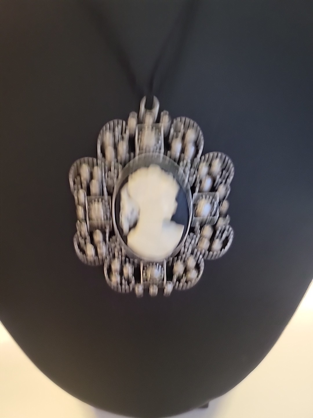 Vintage Art Deco Cameo Necklace