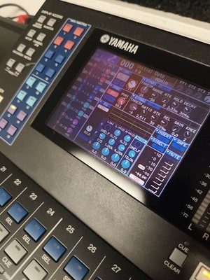 Yamaha LS9-32 Digitalmischpult 32-Kanal Mischpult Digital Mixer Tonpult LS9 32
