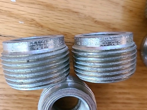Lot of 6 Appleton R8 Series 1-1/2" Conduit Reducing Bushing 1" x 1/2" NOS - Picture 4 of 5