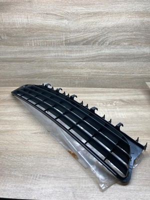 13120739 13100588 Front bumper lower grill Fits for Opel Vectra C