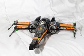 LEGO Star Wars: Poe's X-Wing Fighter (75102) - No Minifigs/manual/box