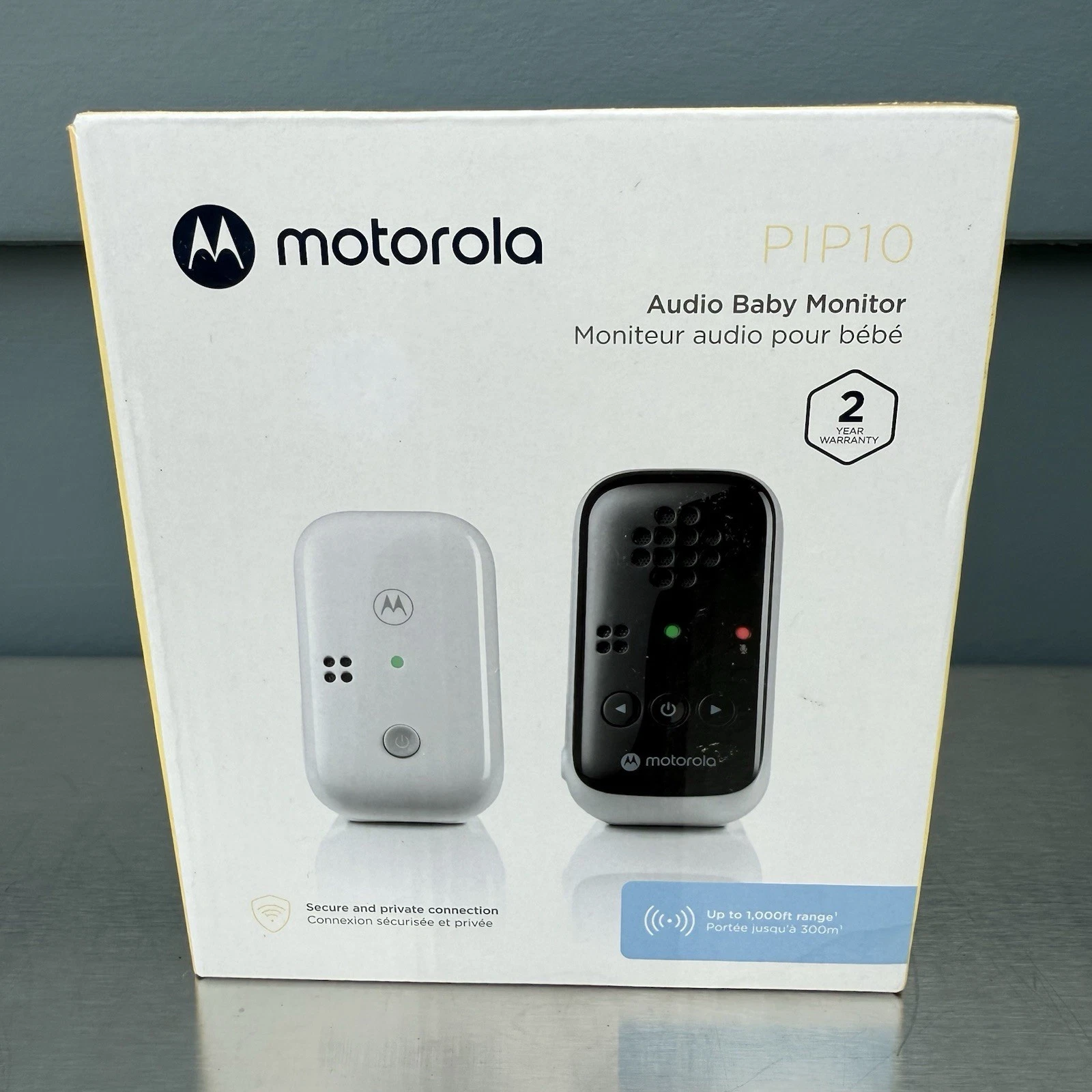 Motorola PIP10 Audio Baby Monitor - Night Light LCD Screen 1000ft Range Secur...