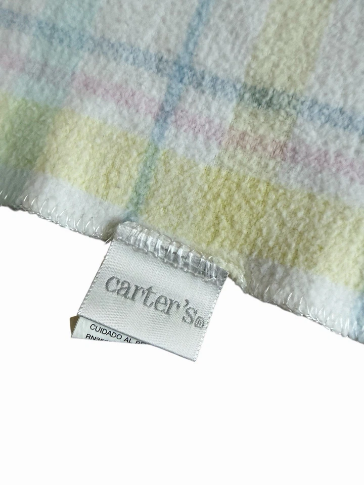 Manta de bebé de franela 100 % algodón a cuadros pastel verde 30x36" de colección Carters Foto 3 de 3