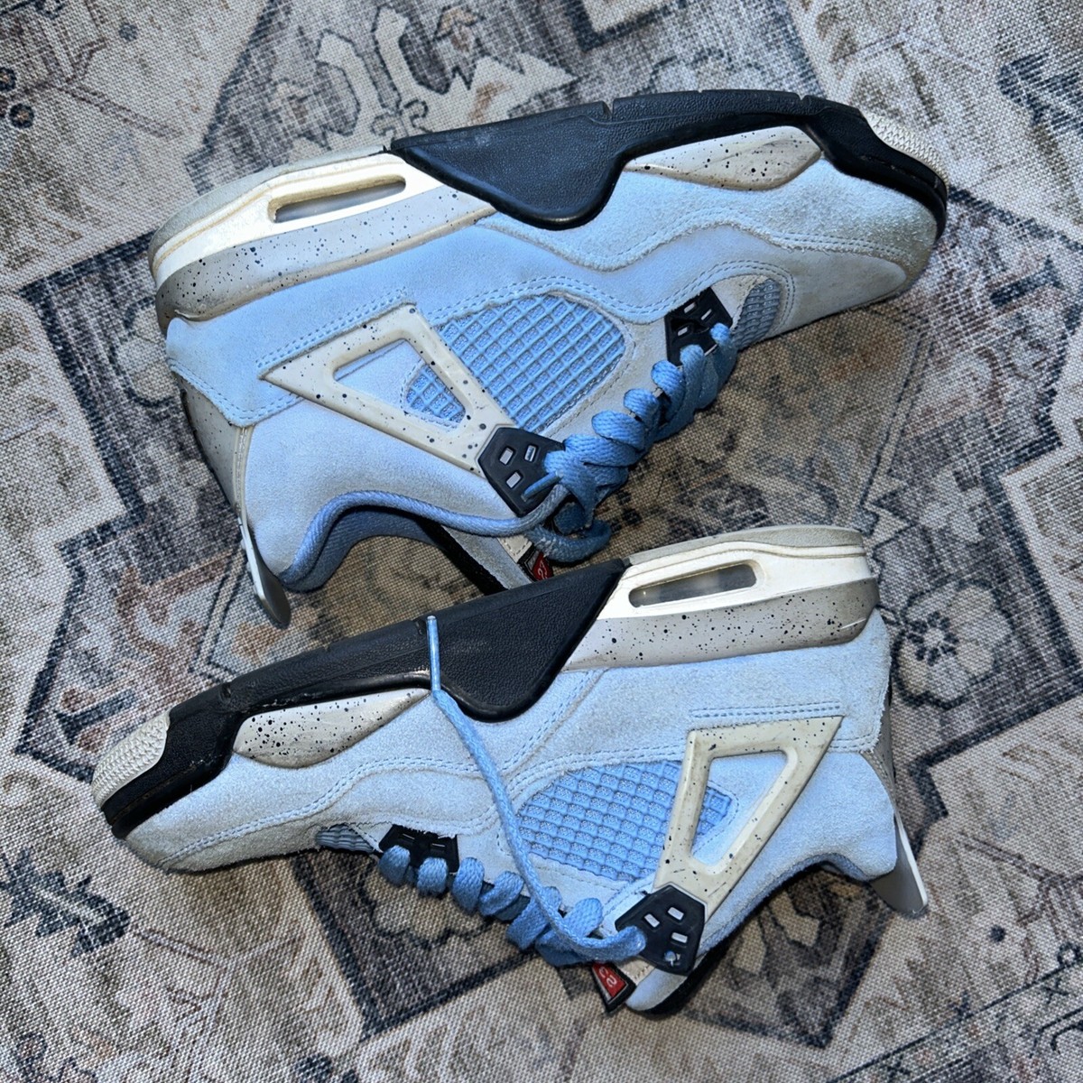 Nike Air Jordan 4 Retro University Blue UNC North Carolina Size 6