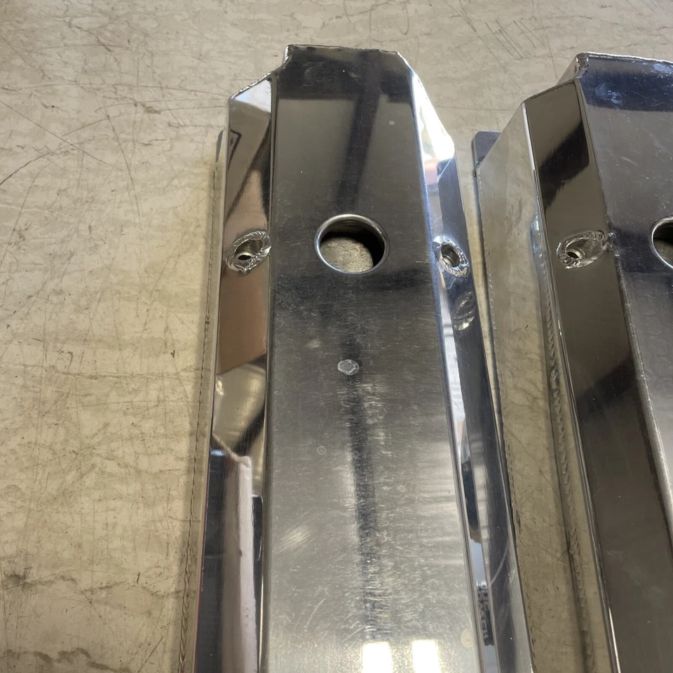 Hamburger's 1052 tampas de válvula com furo Chrysler Big Block V8 - Imagem 2 de 4