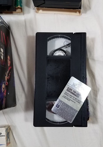 Lot of 12 Elvis Presley Video Tape VHS Movies Videos - Picture 4 of 6