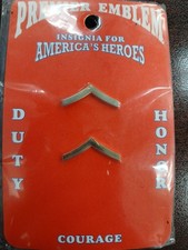 Premier Emblem Military Private Pin - Gold