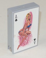 Farces et attrape - Faux jeu de cartes électrique érotique