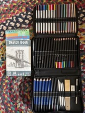 Complete drawing/sketch set In Zip Case NEW Shipping Included