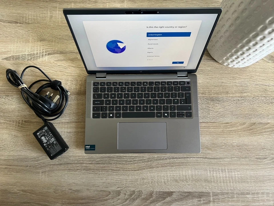 Dell Latitude 7450 · Core Ultra 5 135U · 16GB · 256GB, photo 2 of 5