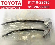 Toyota Genuine OEM 81710-22090 Marker ASSY Fender RH 8171022090