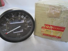 Suzuki GS450L GN400 GS750L 80-81 NOS SPEEDOMETER ASSY 34110-45230