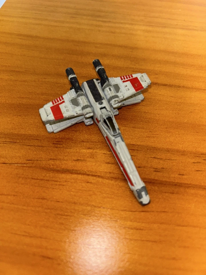 Juguetes vintage de Star Wars: (droide buitre, ala x, halcón milenario, ala y, corbata)  Foto 3 de 4