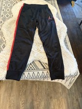Nike Air Jordan Logo Black w/ Red Accents Slim Leg Joggers Pants Size M 10-12