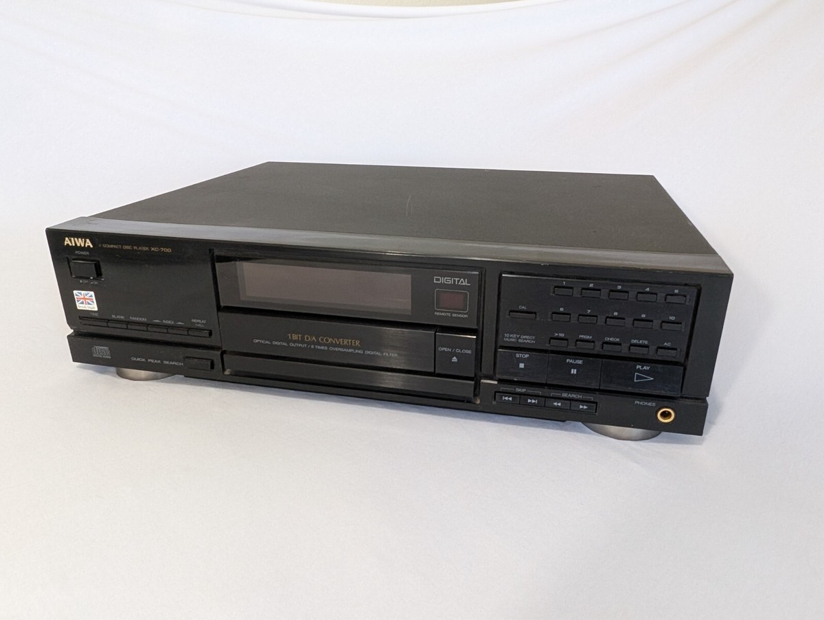 Vintage Aiwa XC-700 1 Bit D/A Converter HiFi CD Player Black L/R