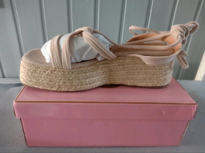 Sandalias Stephan Alpargata Cuñas Para Mujer Beige Zapatos Talla 8 Nuevas Con Cordones
