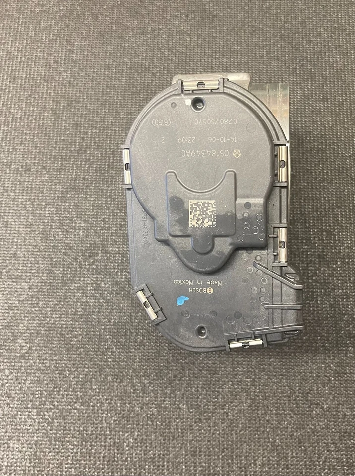 11 12 13 14 15 16 17 Dodge Grand Caravan 3,6 L carrocería del acelerador 05184349ac OEM Foto 4 de 4