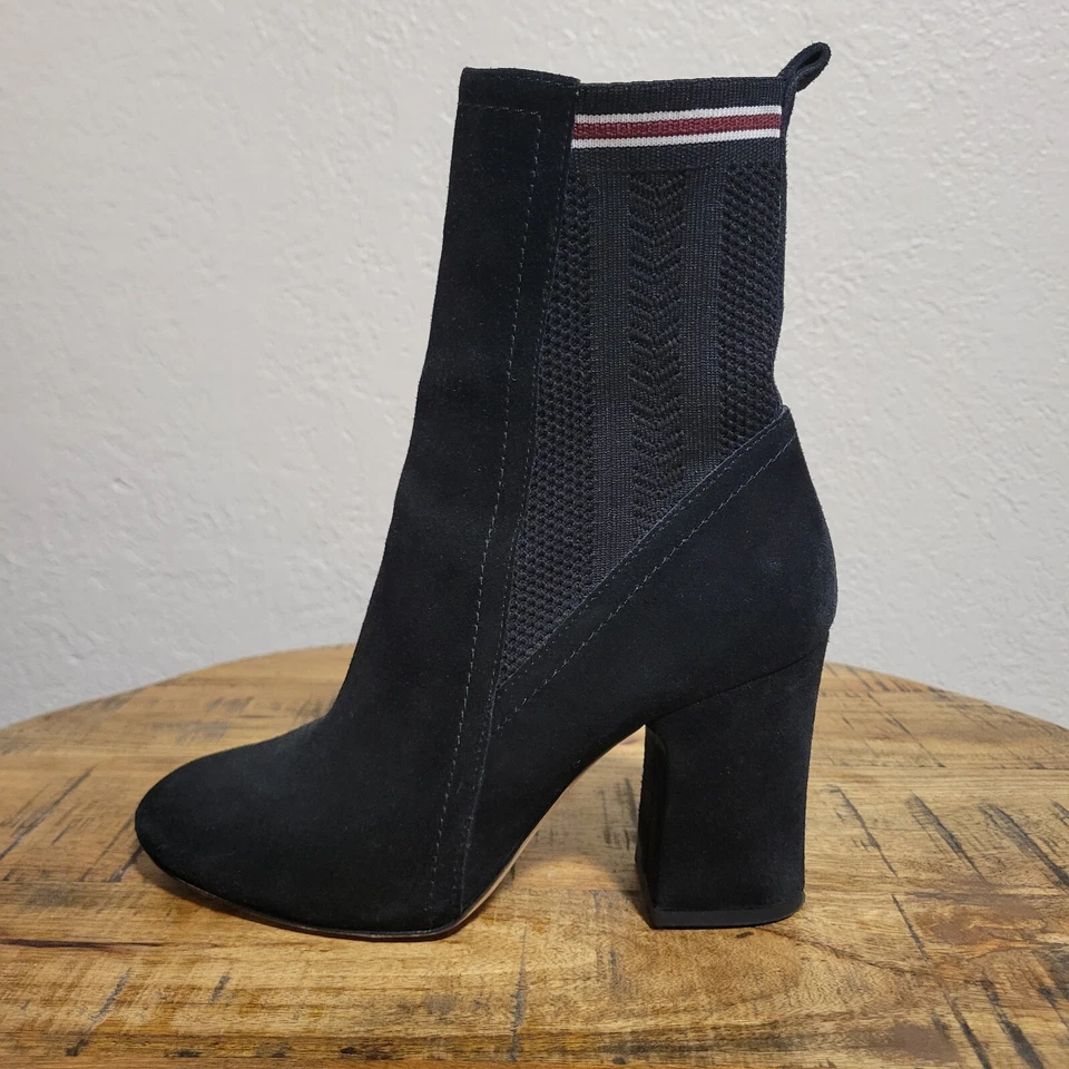 Botas de Gamuza Etienne Aigner Negras “MARELLE” Negras, Talla 7 En Buen Estado Usadas Foto 3 de 4