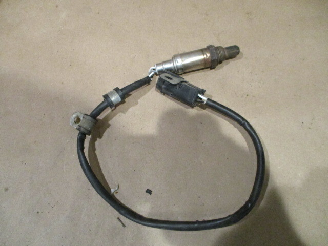 Ferrari 355,456,550 - Front O2-Oxygen Sensor / Lambda Feeler - P/N 169953