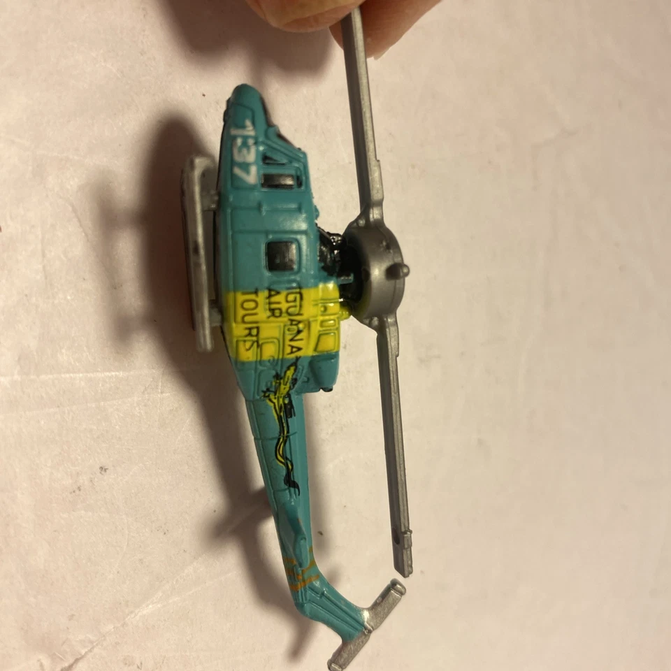Vintage 1992 Micro Machines IGUANA AIR TOURS Bell UH-1N Huey Helicopter L.G.T.I. - Image 4 of 4