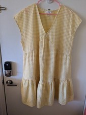 SALE $11.99Time & Tru (16-18) Yellow/ White Gingham Seersucker Sleeveless Summer