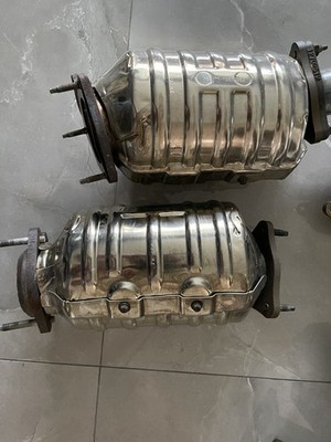 2020-2024 C8 CORVETTE FACTORY OEM CATALYTIC CONVERTERS