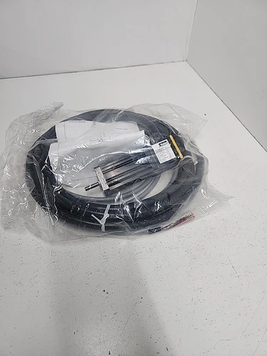  Parker CM162BE-00571 Compumotor Servo Motor 170V 4A w/Cables **NOS**