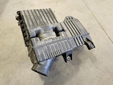 97-01 Honda CRV 2.0L USED OEM FACTORY Intake Air Cleaner Housing (1 Bad Tab)