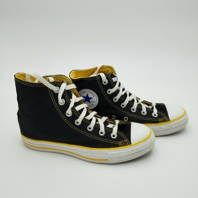 converse black and yellow