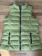 J. Jill Women size medium Down Green Puffer Vest Jacket