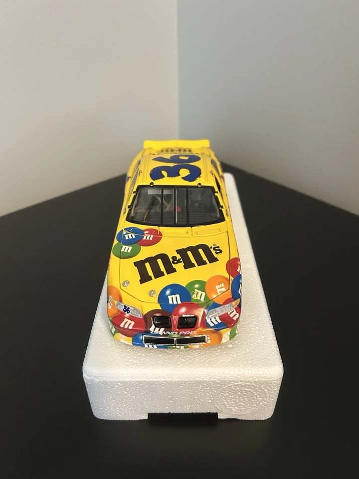 Ken Schrader # 36 Action Nascar escala 1:24 M & M's Grand Prix Diecast Car 2000 Foto 2 de 4