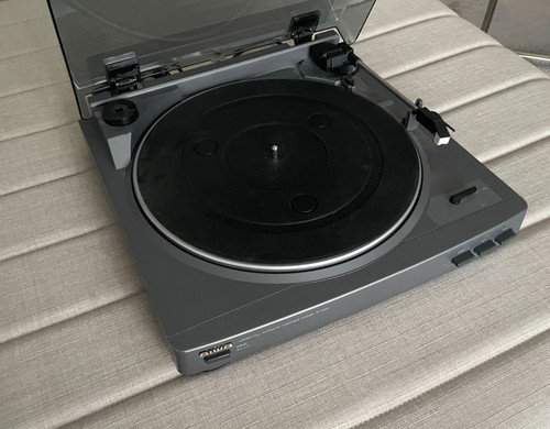 AIWA PX-E850U Full Automatic Stereo Turntable Record Player-FOR PARTS OR REPAIR