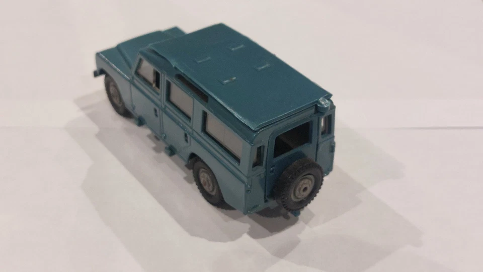 LAND ROVER 109 LONGUE 1/43 SOLIDO BLEU - Photo 3/4