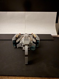 LEGO Star Wars General Grievous StarFighter (8095) Ship 99% Complete