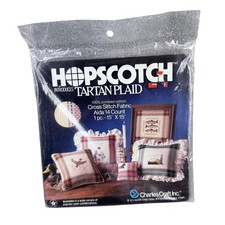 Charles Craft Hopscotch Tartan Plaid Aida 14 Count Cross Stitch Fabric 15x15